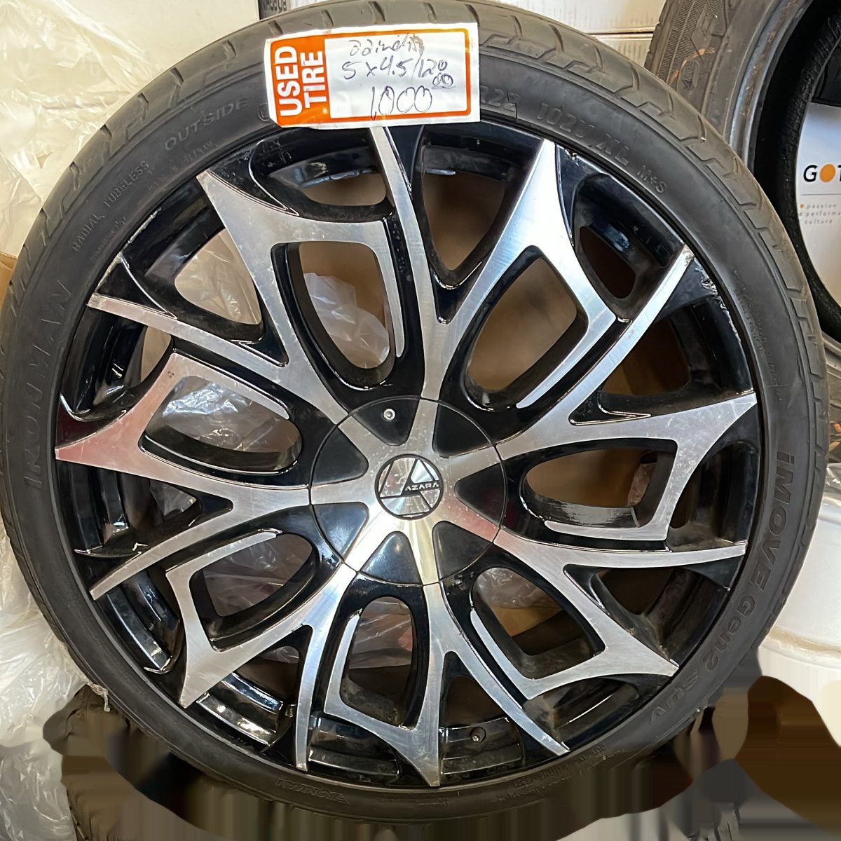 Azara 22" Wheel