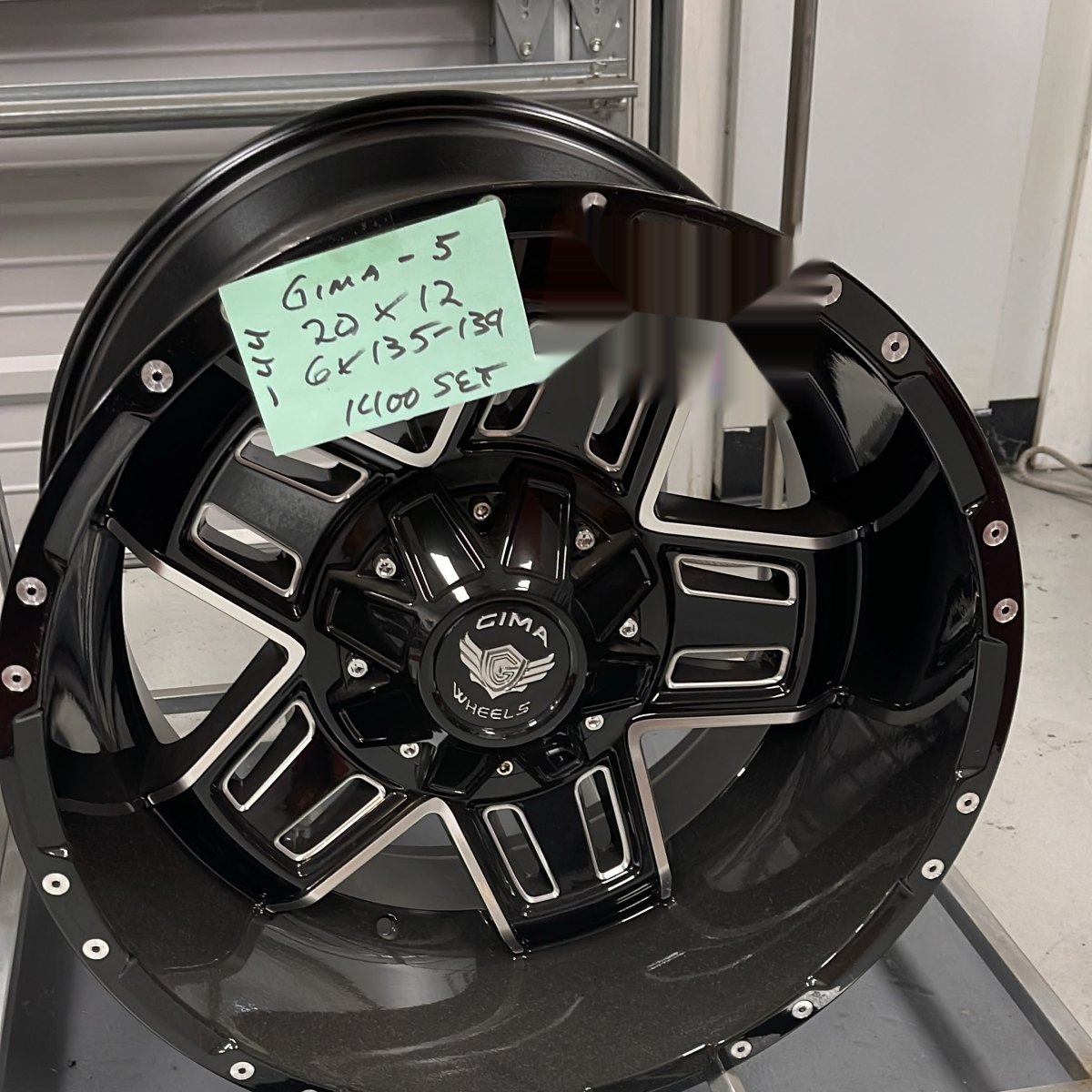 Cima 5 20"x12" Wheel