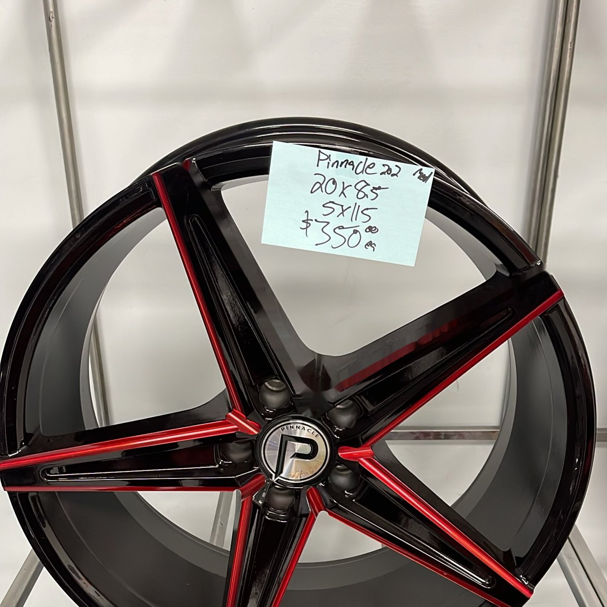 Pinnacle P202 20"x8.5" Wheel