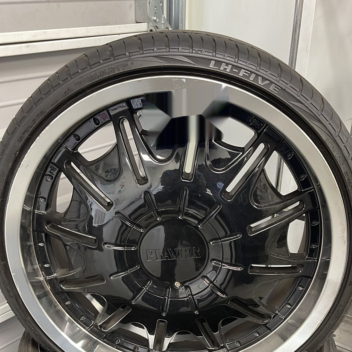 Player 22"x8.5" Wheel
