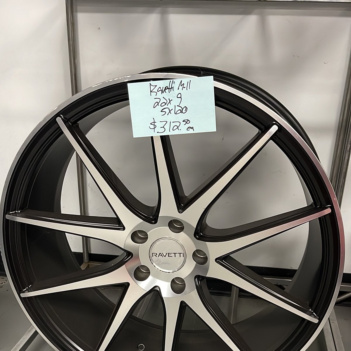 Ravetti M-11 22"x9" Wheel