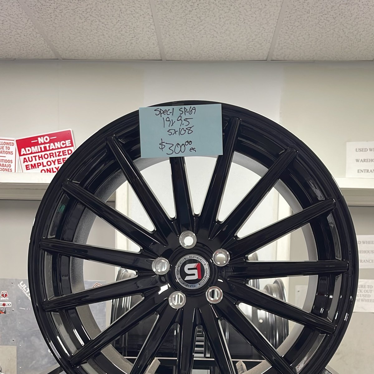 Spec-1 SP-69 19"x9.5" Wheel